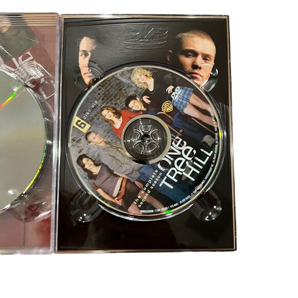 One Tree Hill The Complete Second Season DVD 2005 6 Disc Set - Picture 3 of 9